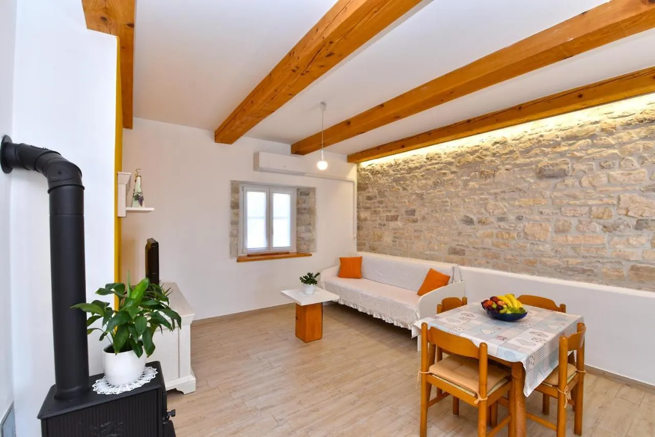 Вилла House Tudari 2176 Zminj