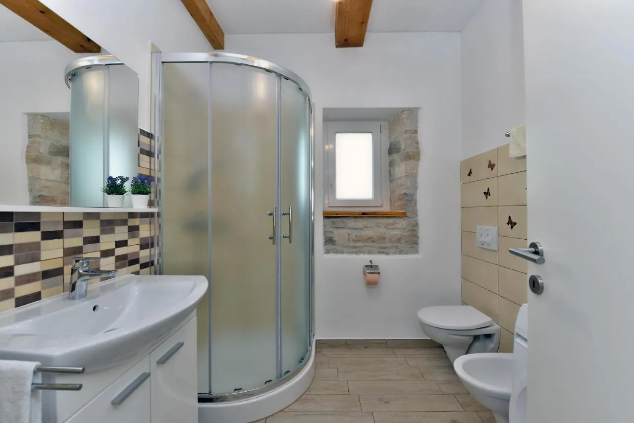 House Tudari 2176 Croatia