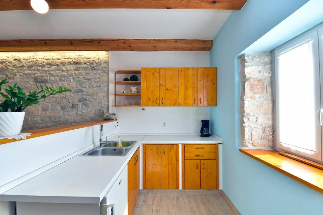 Дом отдыха Вилла House Tudari 2176 Zminj Хорватия
